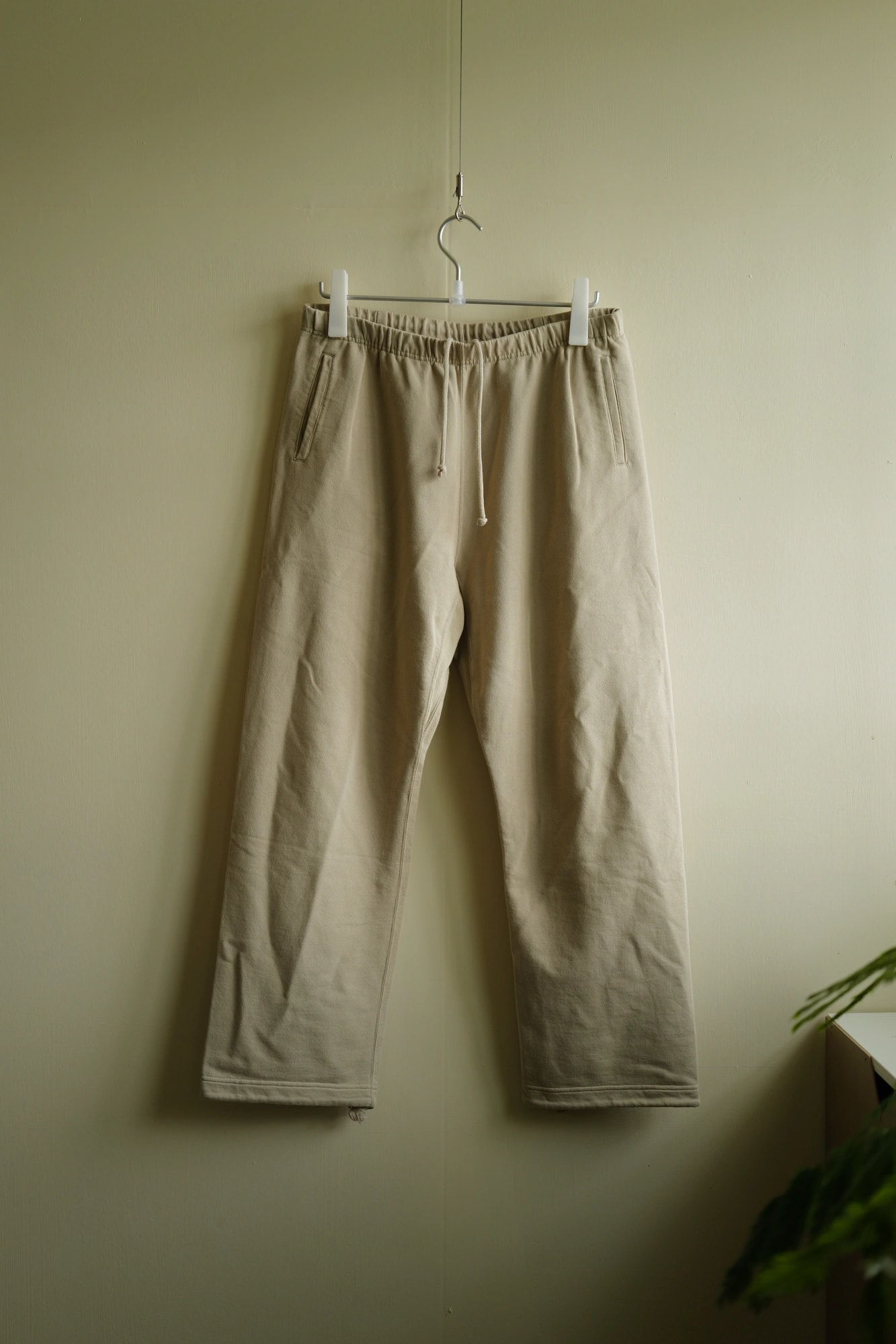 AURALEE Super Soft Sweat Pants — 1