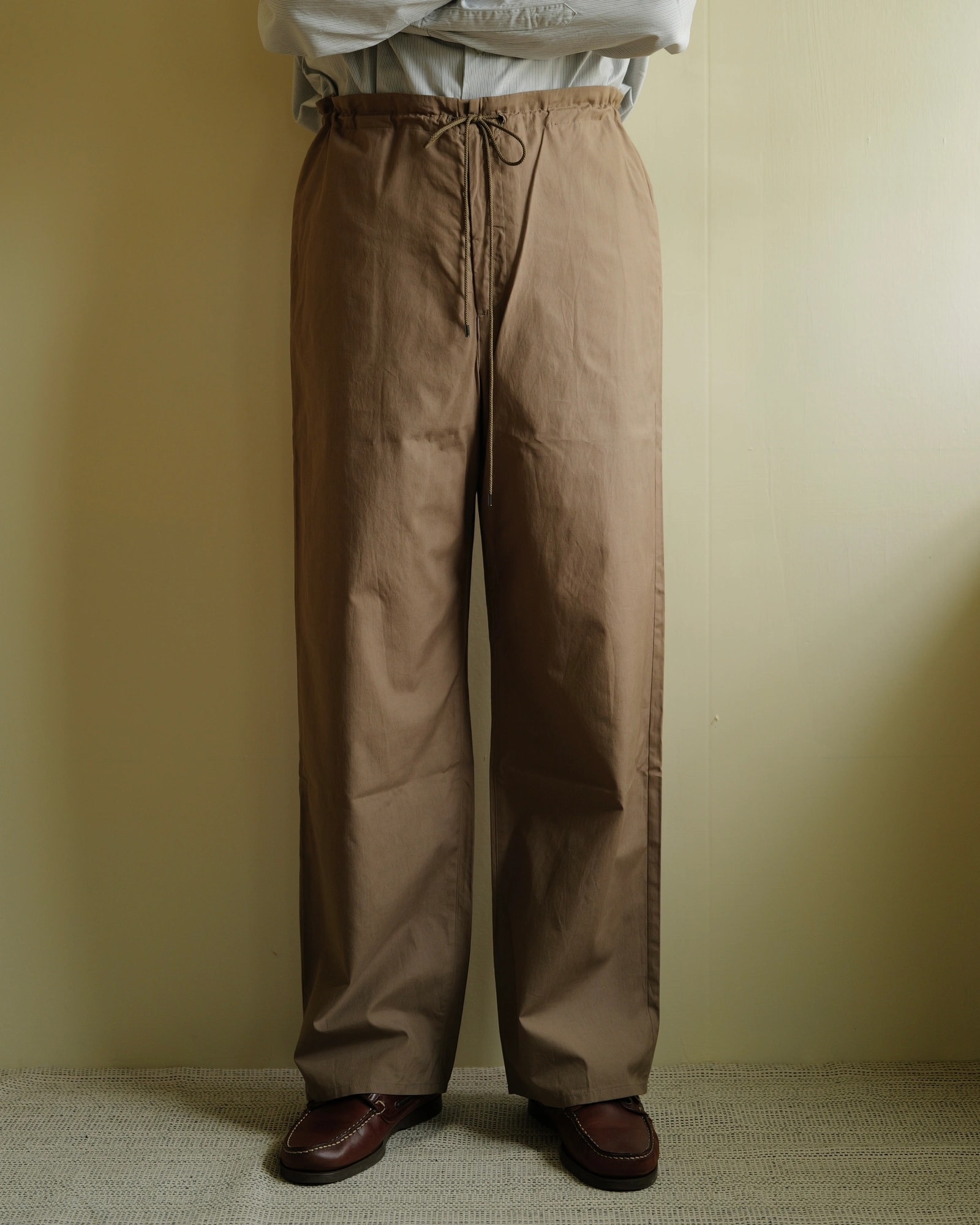 AURALEE Washed Finx Twill Easy Wide Pants — 6