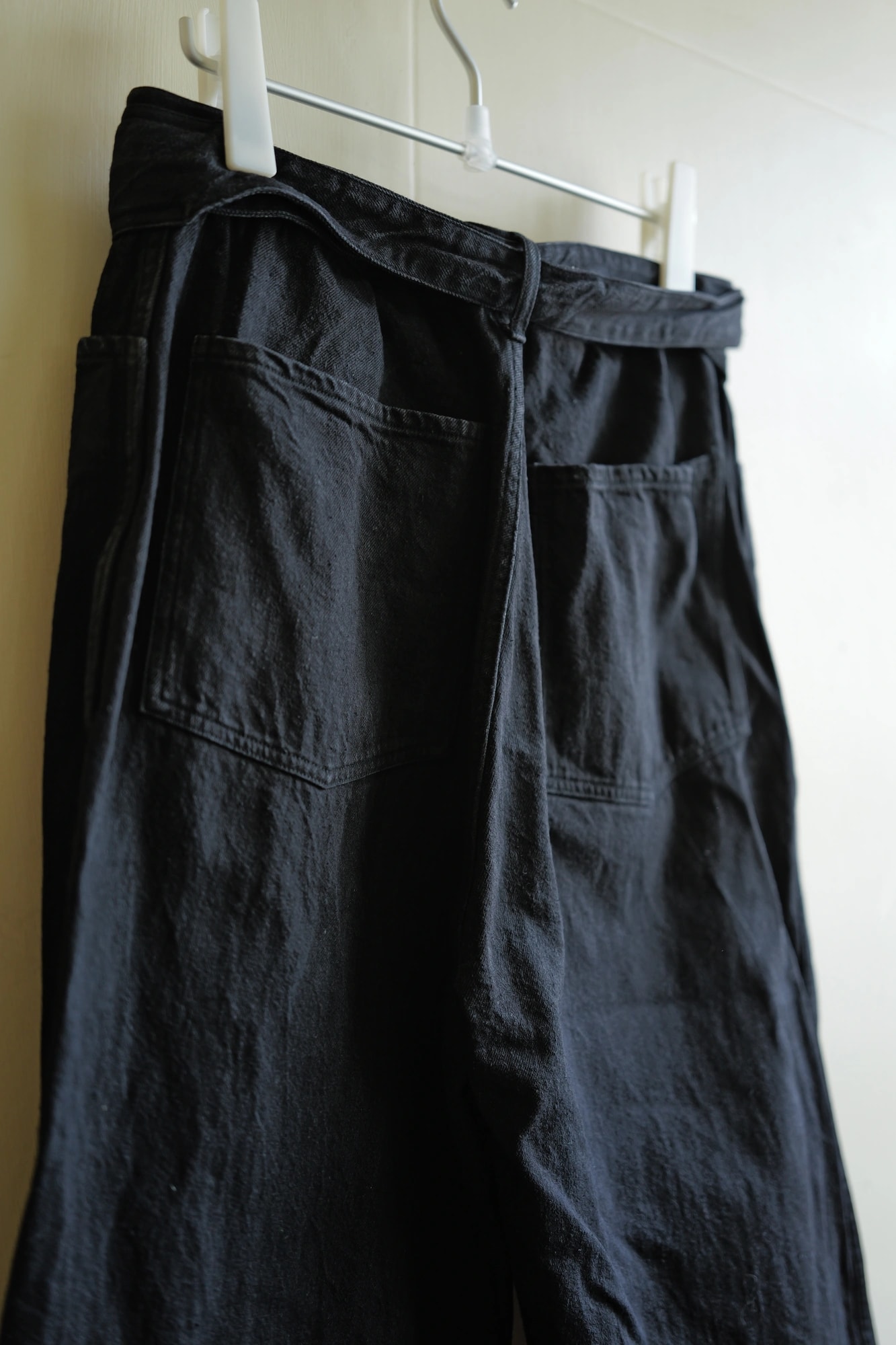 COMOLI Denim Belted Pants — 6
