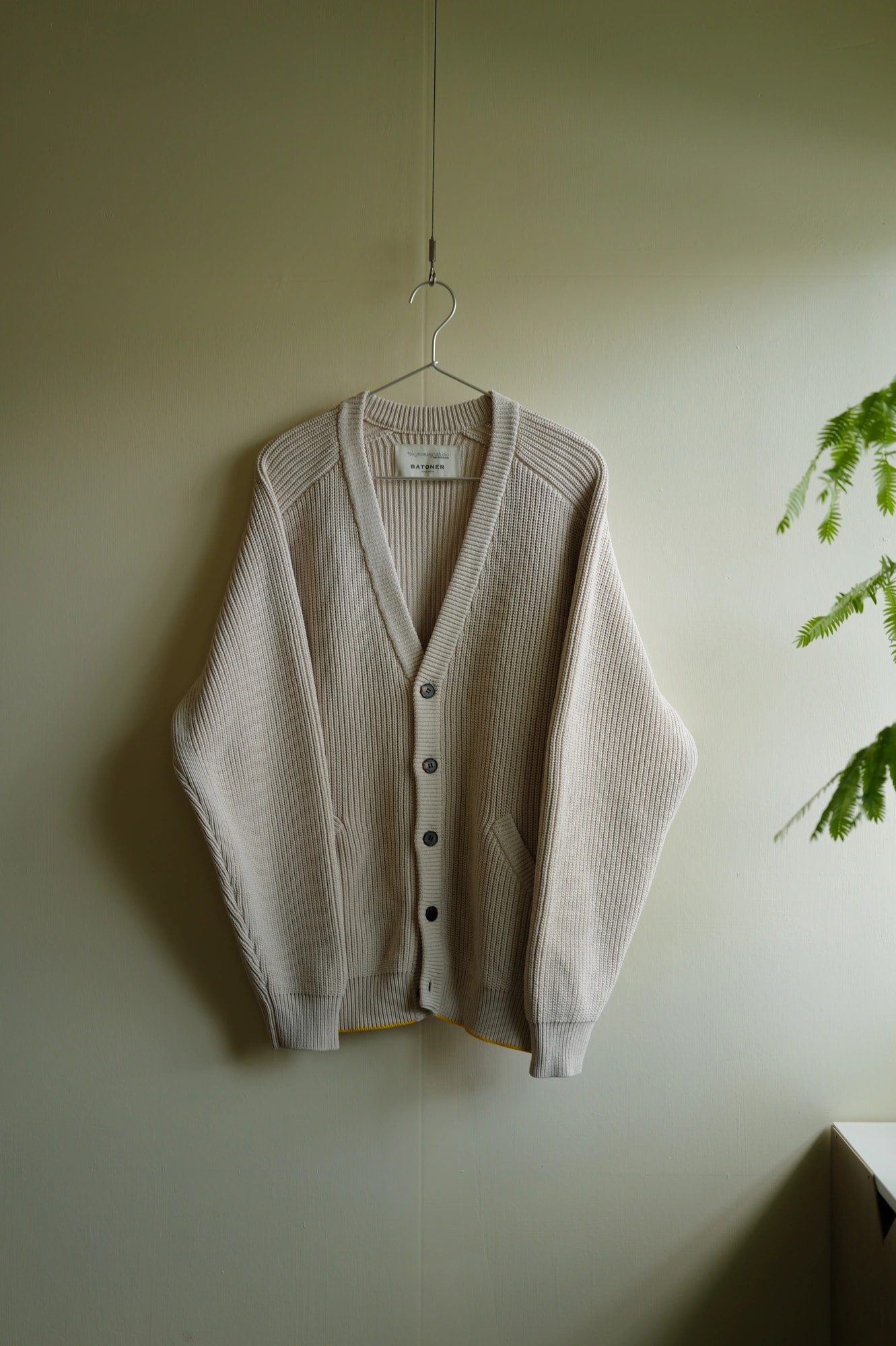 BATONER x TOKYO DESIGN STUDIO New Balance 7G Cardigan — 1