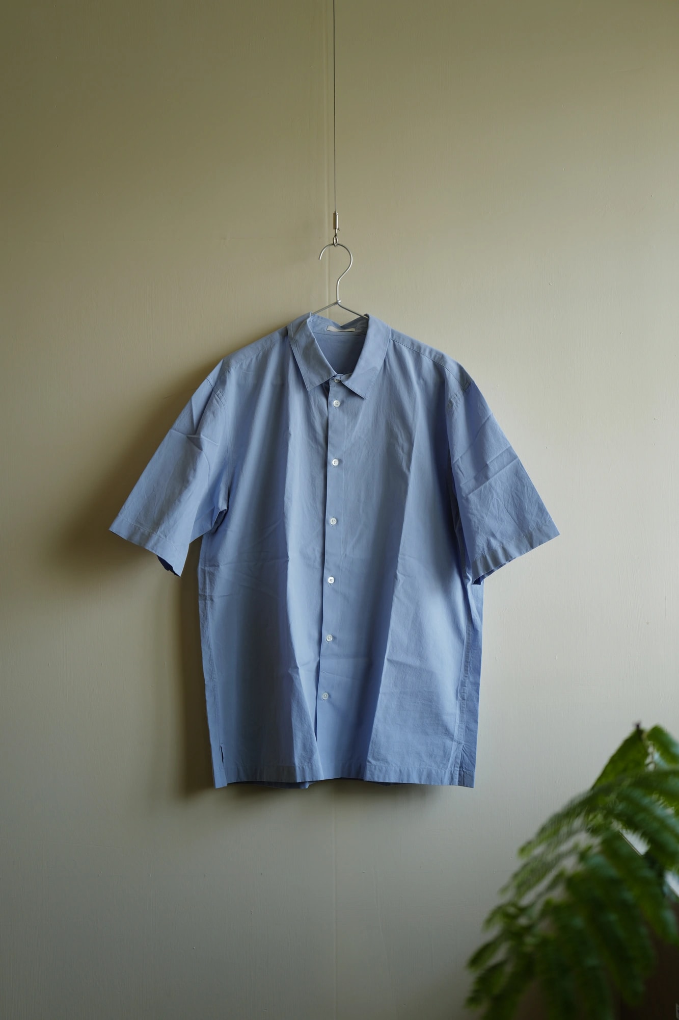 ATON SHRINK BROAD — 1