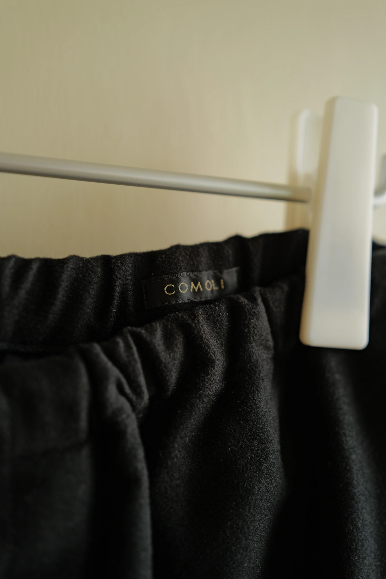 COMOLI Moleskin Knee-Tuck Pants — 2