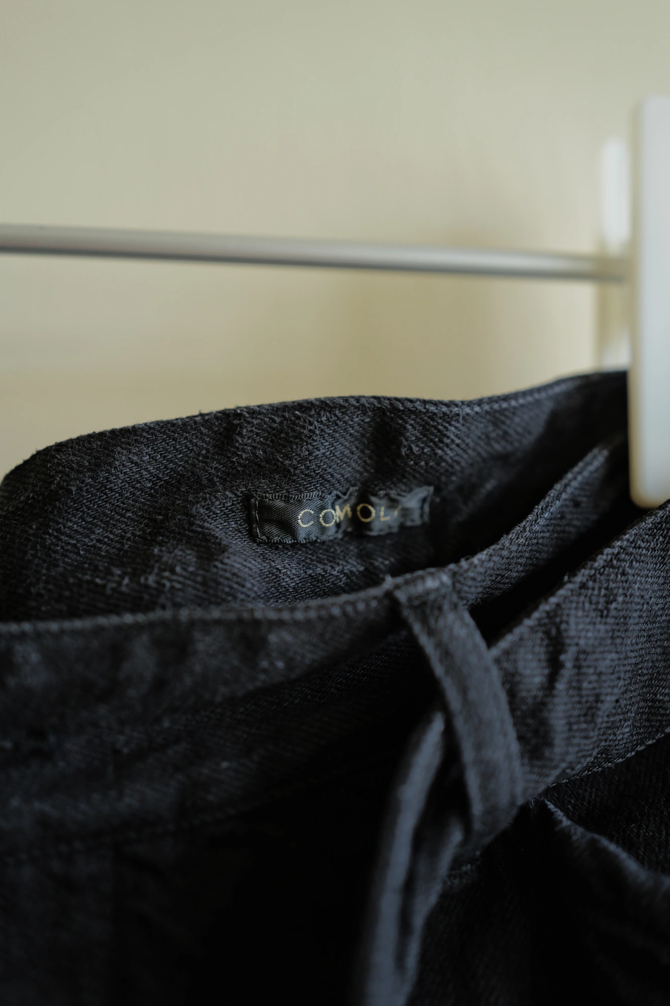 COMOLI Denim Belted Pants — 3