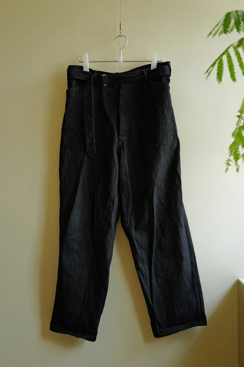 COMOLI Denim Belted Pants — 1