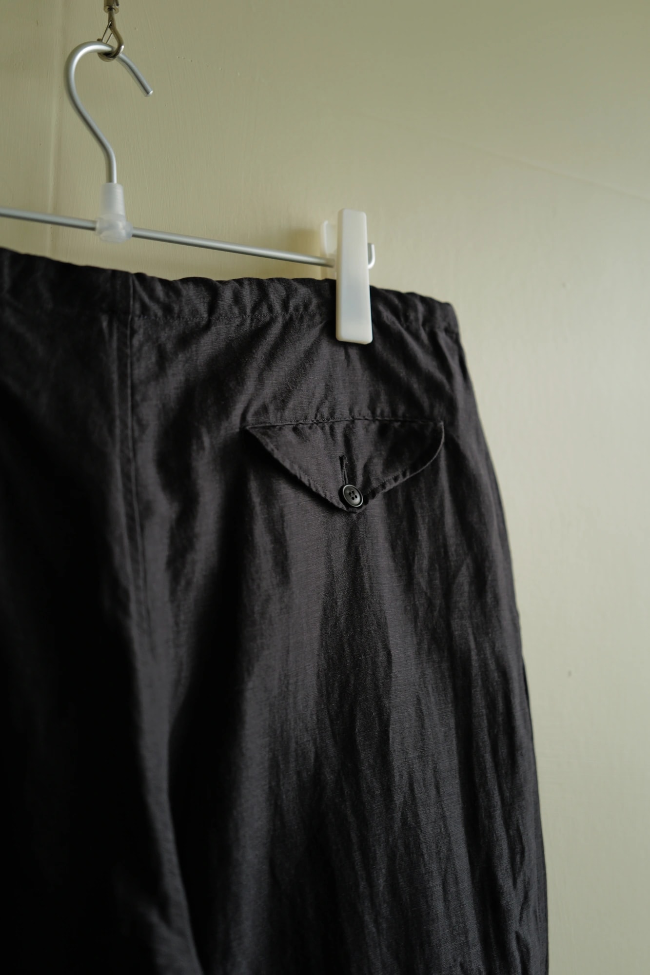 COMOLI Viscose Linen Drawstring Pants — 4