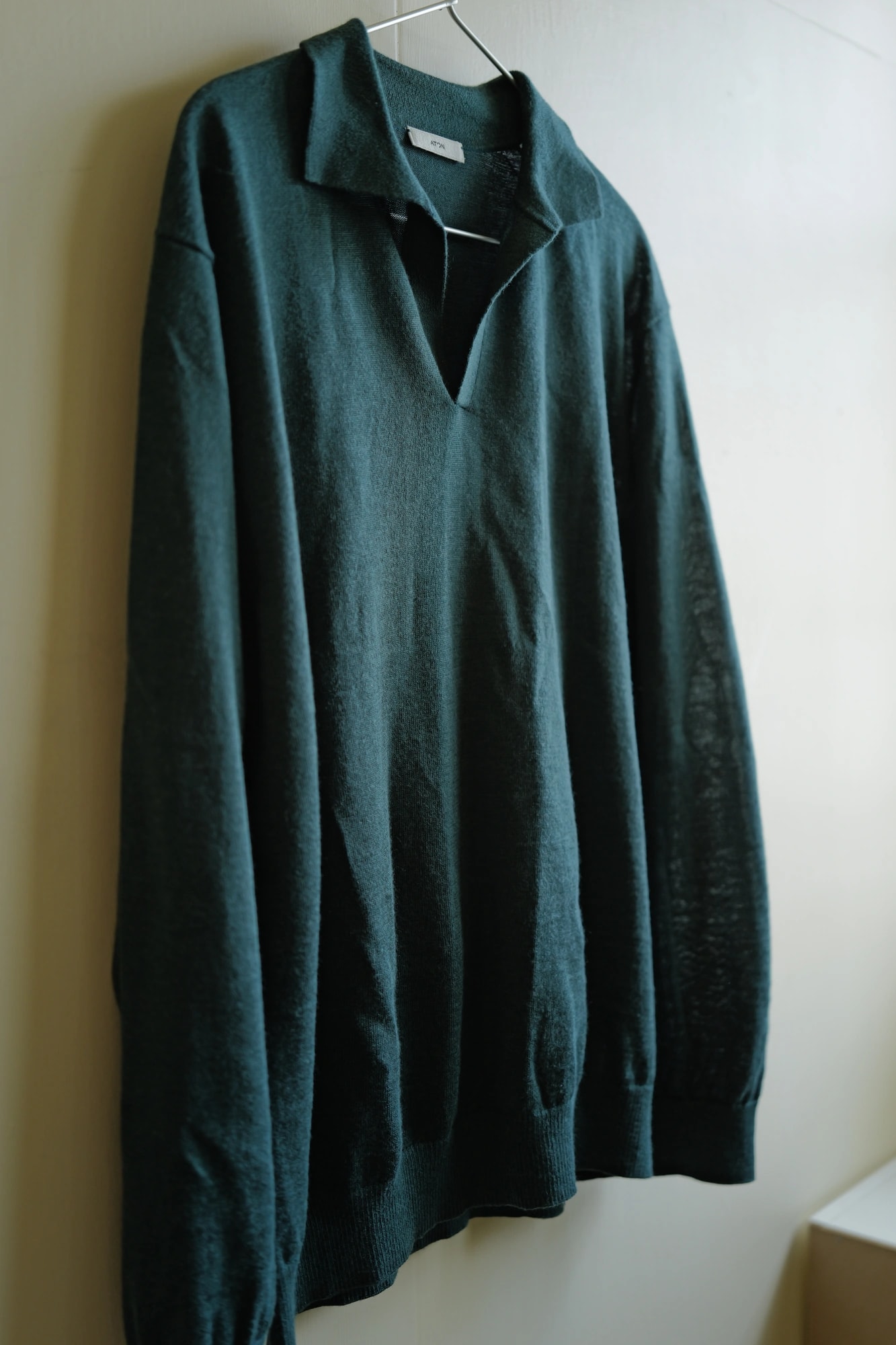 ATON RAMIE CASHMERE SKIPPER POLO SWEATER — 4